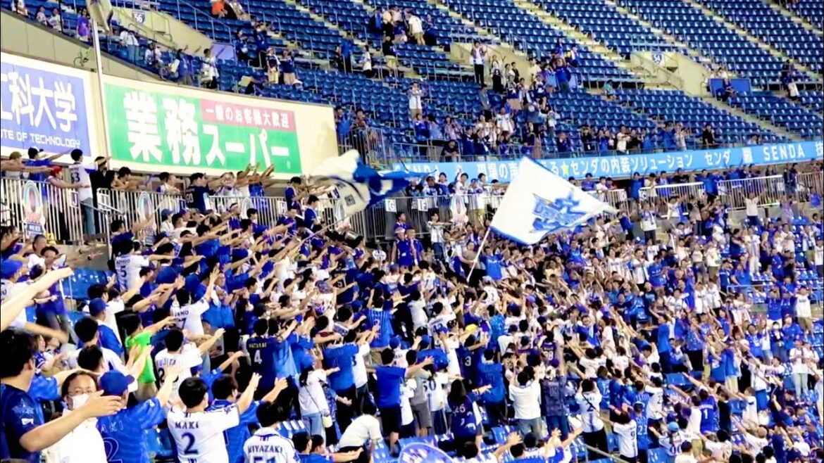 今日は特に参加率高い二次会！ 久々の筒香応援歌も一体感がいい！ 横浜DeNAベイスターズ 2024/8/9