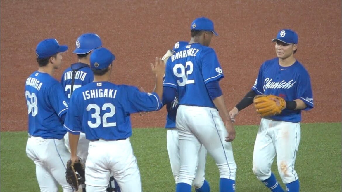 ライデル・マルティネス乱調もなんとか勝利のハイタッチ！乱闘未遂の異様な神宮球場の試合終了！2024/08/13 中日ドラゴンズ×東京ヤクルトスワローズ