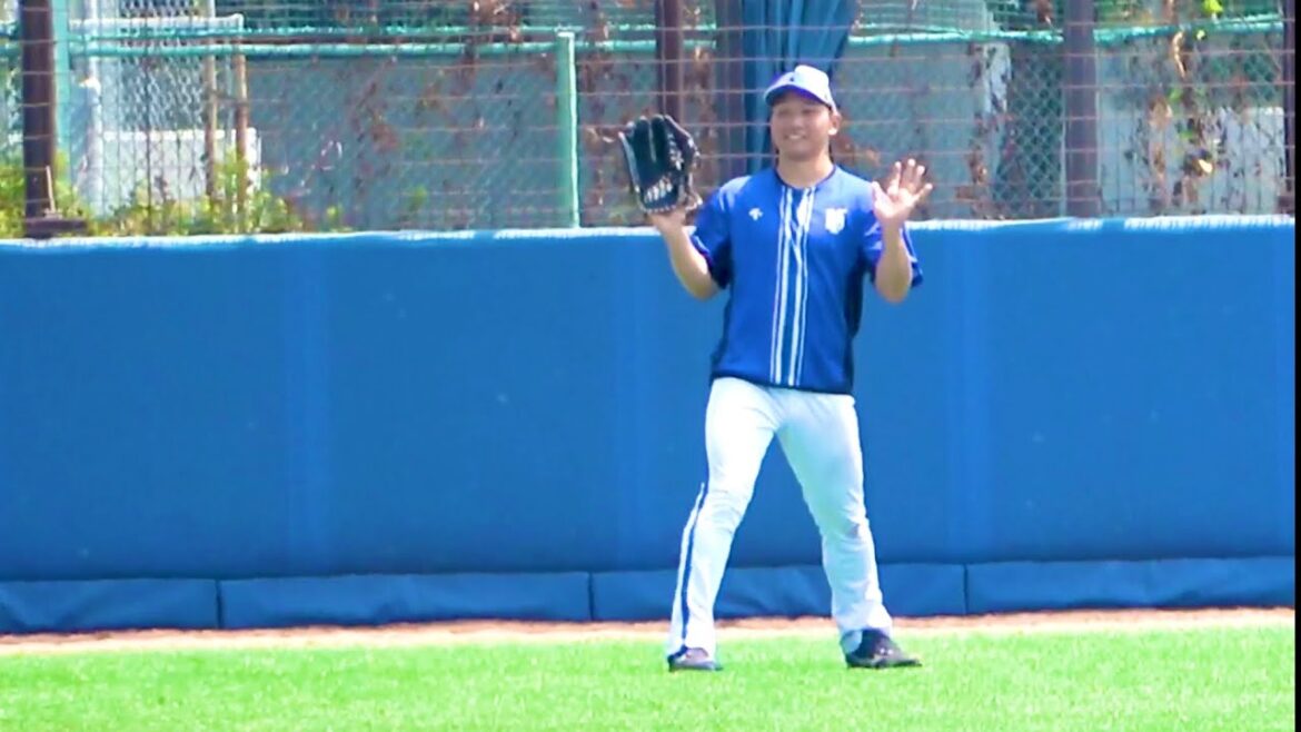 武田陸玖くんの外野守備練習！ フライ何度も見失っててみずらいのかなぁ 横浜DeNAベイスターズ 2024/8/13