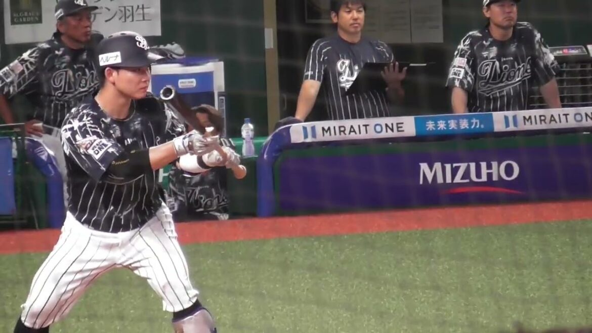 【古賀悠斗　3回裏　送りバント成功】ベルーナドーム　西武vsソフトバンク　2024/08/14