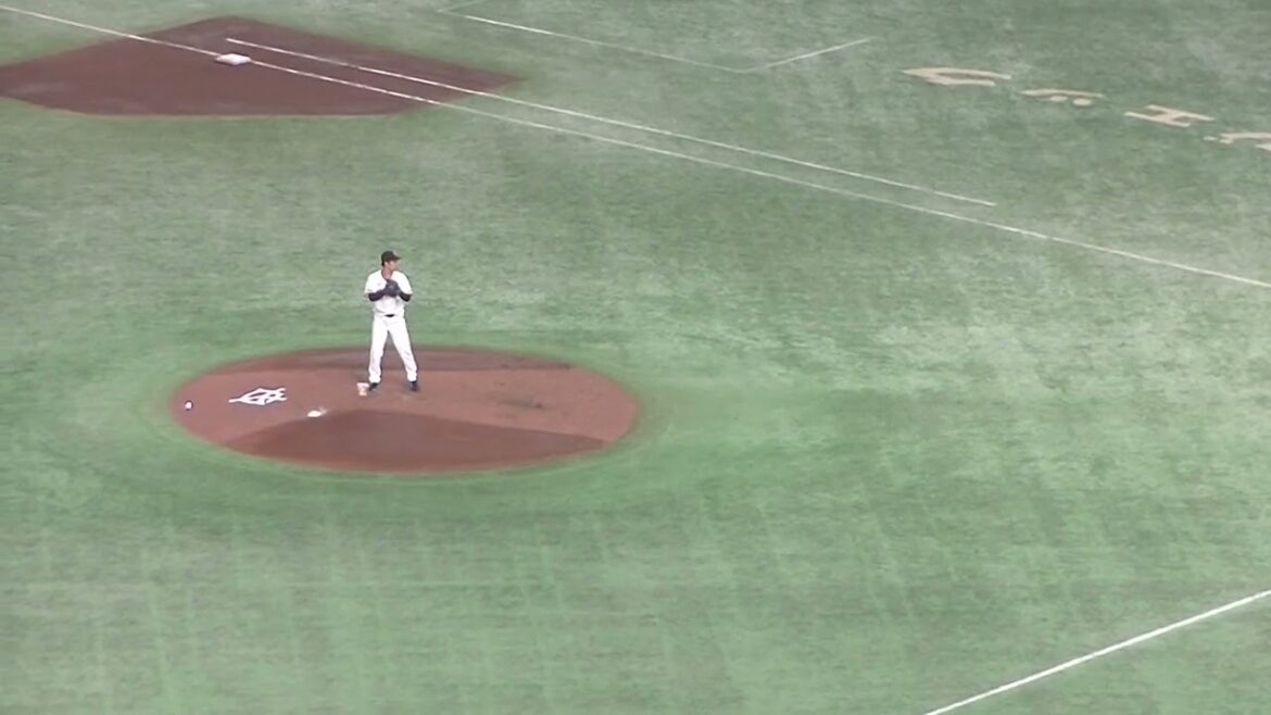 小園海斗をレフトフライに打ち取る山﨑伊織【読売ジャイアンツ対 広島東洋カープ  2024年8月6日】