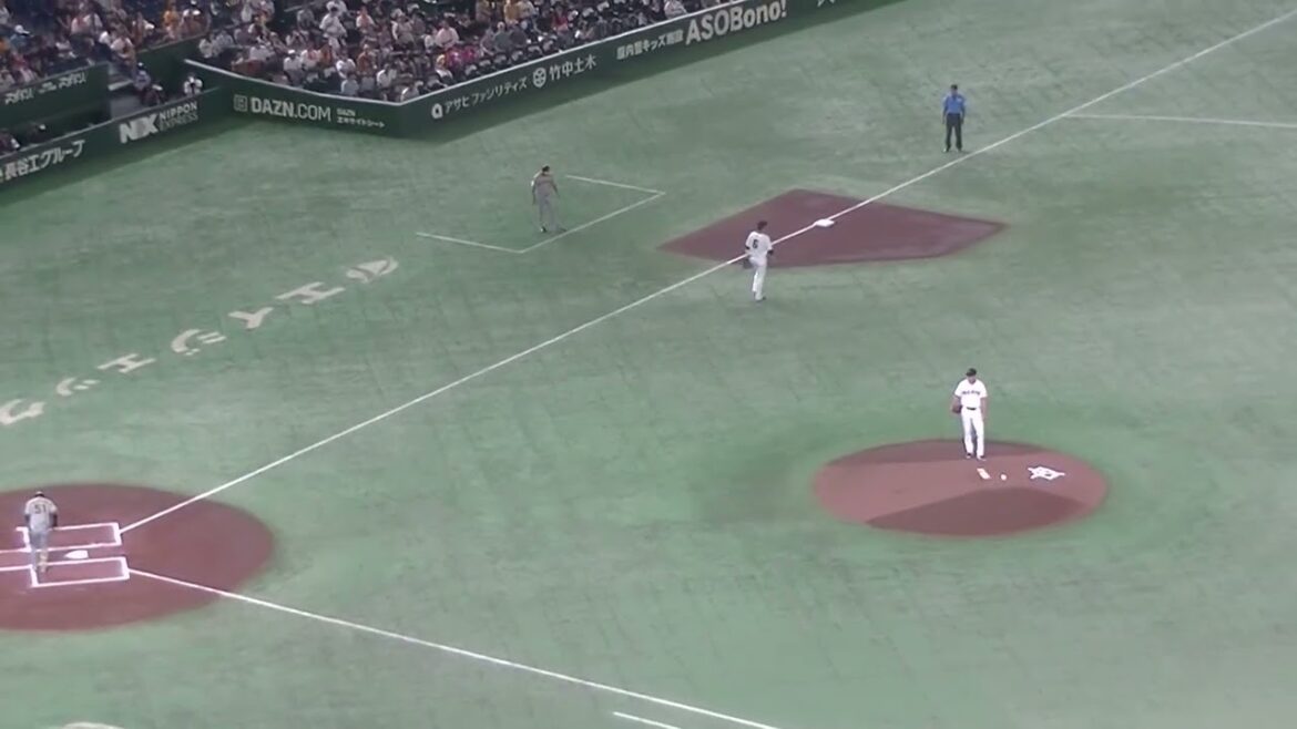 中野拓夢のセカンドゴロ 吉川尚輝の守備（ 読売ジャイアンツ 対 阪神タイガース 2024年8月13日）