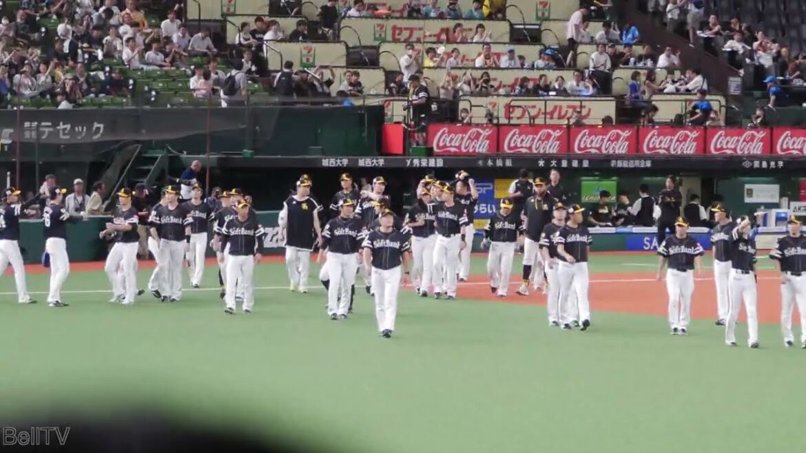 2024.8.15 福岡ソフトバンクホークス 最終戦挨拶で西武ライオンズファンからも拍手が送られる