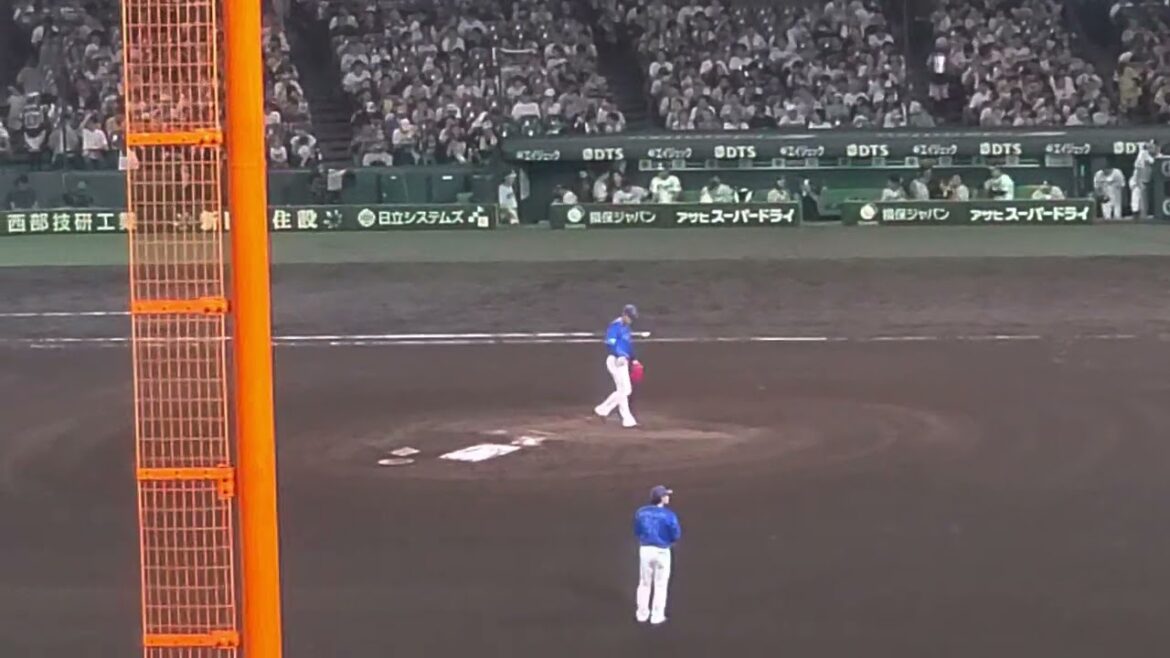 20240706　京山将弥が登板！投球練習　8回ｳﾗ　横浜DeNAﾍﾞｲｽﾀｰｽﾞ@阪神甲子園球場･ﾚﾌﾄ外野