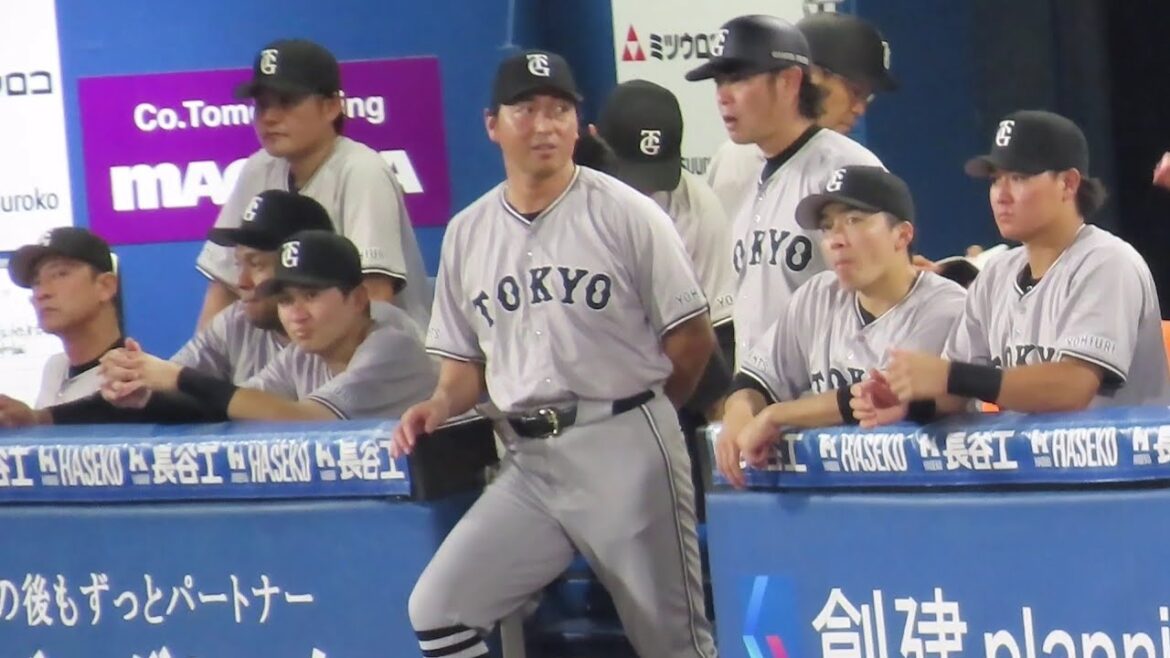 【コーチよりも貫禄ある】長野久義、ランナーコーチに行こうとする亀井コーチに話しかける