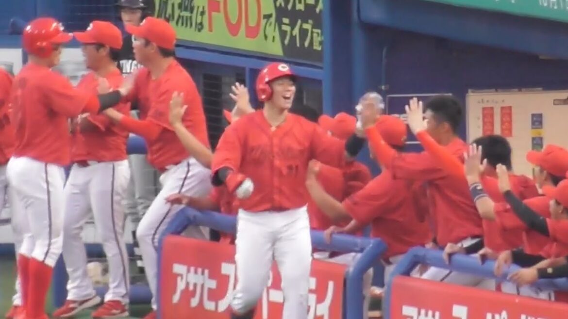 初回、絶好調坂倉将吾がレフトスタンドへ先制3ランホームラン！2024年8月18日