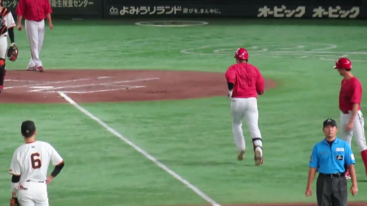 坂倉将吾先制ホームラン❗💪