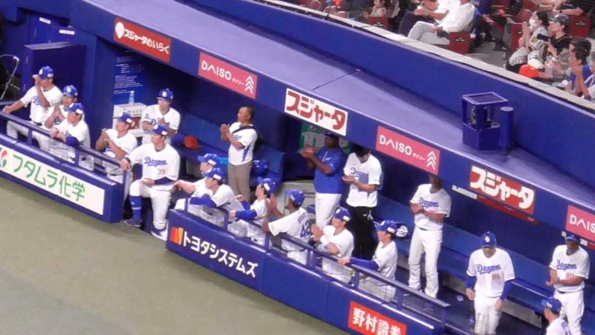 勝利の瞬間のドラゴンズベンチ　大野雄大バンテリンドーム50勝目の笑顔　中日ドラゴンズVS阪神タイガース　2024/08/18