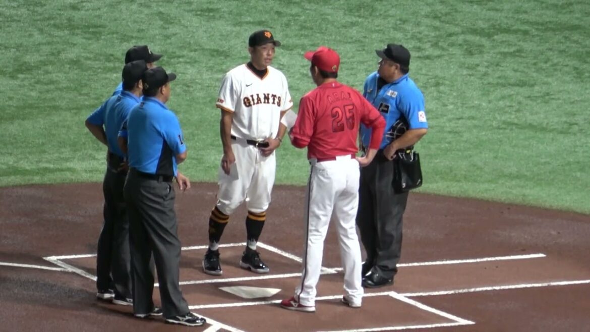 【広島東洋カープ】新井監督 審判団と話し込み試合が2分遅れる 現地映像