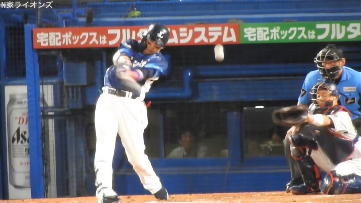 栗山巧レフト前ヒット2024/06/06 ヤクルト対西武【埼玉西武ライオンズ】【東京ヤクルトスワローズ】【明治神宮球場】