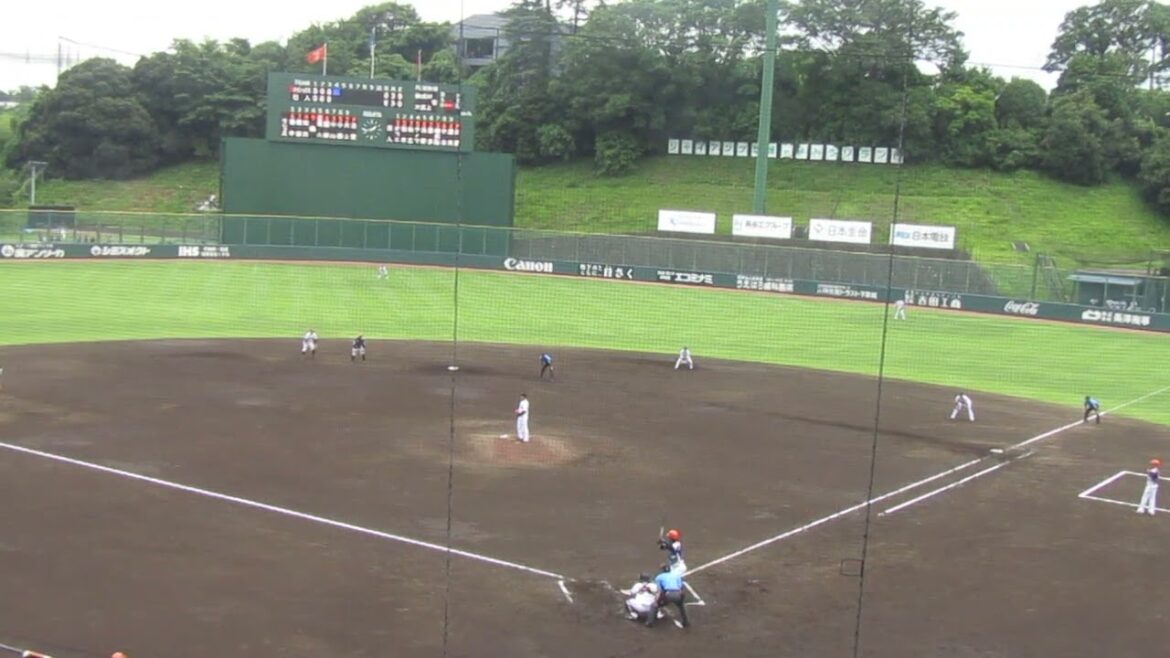 かつての新人王 髙山俊をライトフライに打ち取る赤星優志＜読売ジャイアンツ対オイシックス新潟アルビレックスBC 　2024年7月9日＞