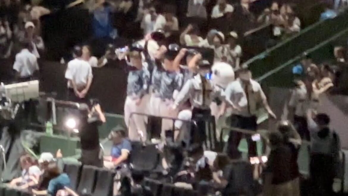 逆転勝利の今夜のビクトリーロードは数年ぶり(?)の4選手！ 佐藤龍世、西川愛也、古賀悠斗、今井達也！【西武3-2楽天】2024/8/24 ライオンズフェスティバルズ