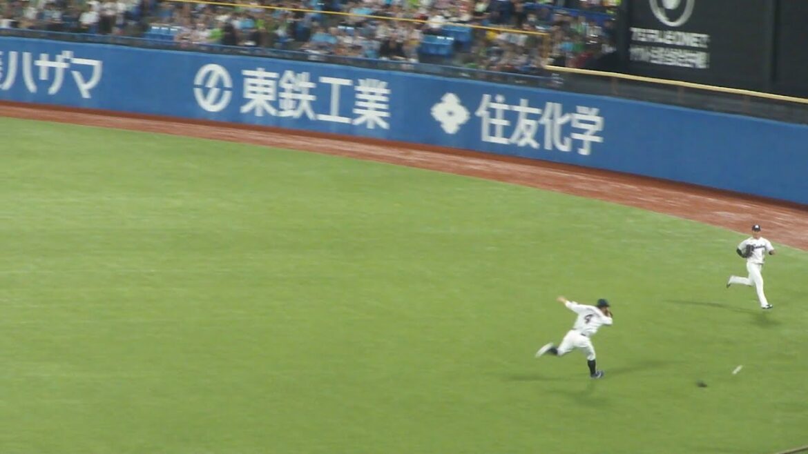 中日 木下拓哉 逆転の2点タイムリーツーベースヒット　ヤクルト vs 中日　2024年8月14日(水) 神宮球場