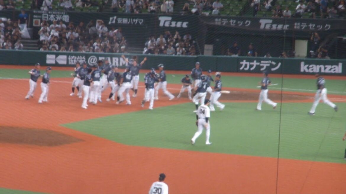 西武 源田壮亮 劇的サヨナラタイムリーヒット　西武 2x - 1 オリックス　2024年8月22日(木) ベルーナドーム