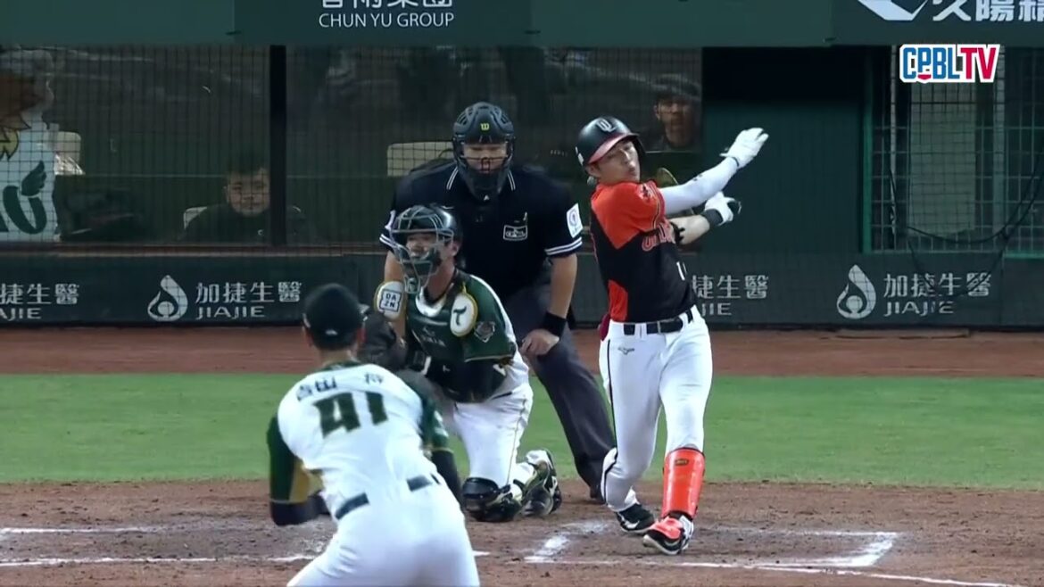 08/29 統一 VS 台鋼 九局上，吉田一将第二次登板，依舊發揮出色的控球和球威，包含首K在內投出「三者凡退」