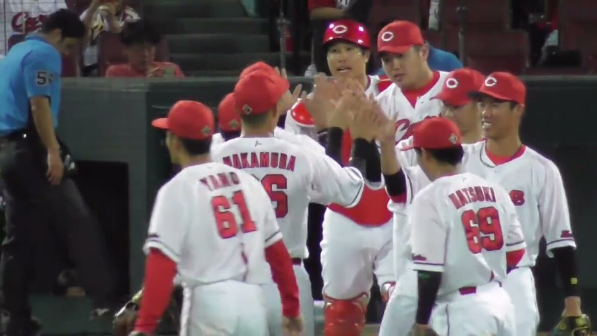 9回、大盛穂のナイスプレーも飛び出し、松竜が村上を三振に仕留め三凡で締める！広島カープ勝利の瞬間&ハイタッチハイライト！2024年8月31日