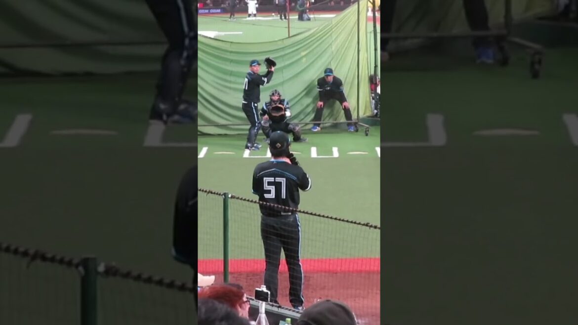 北山亘基 ブルペン投球練習 北海道日本ハムファイターズ