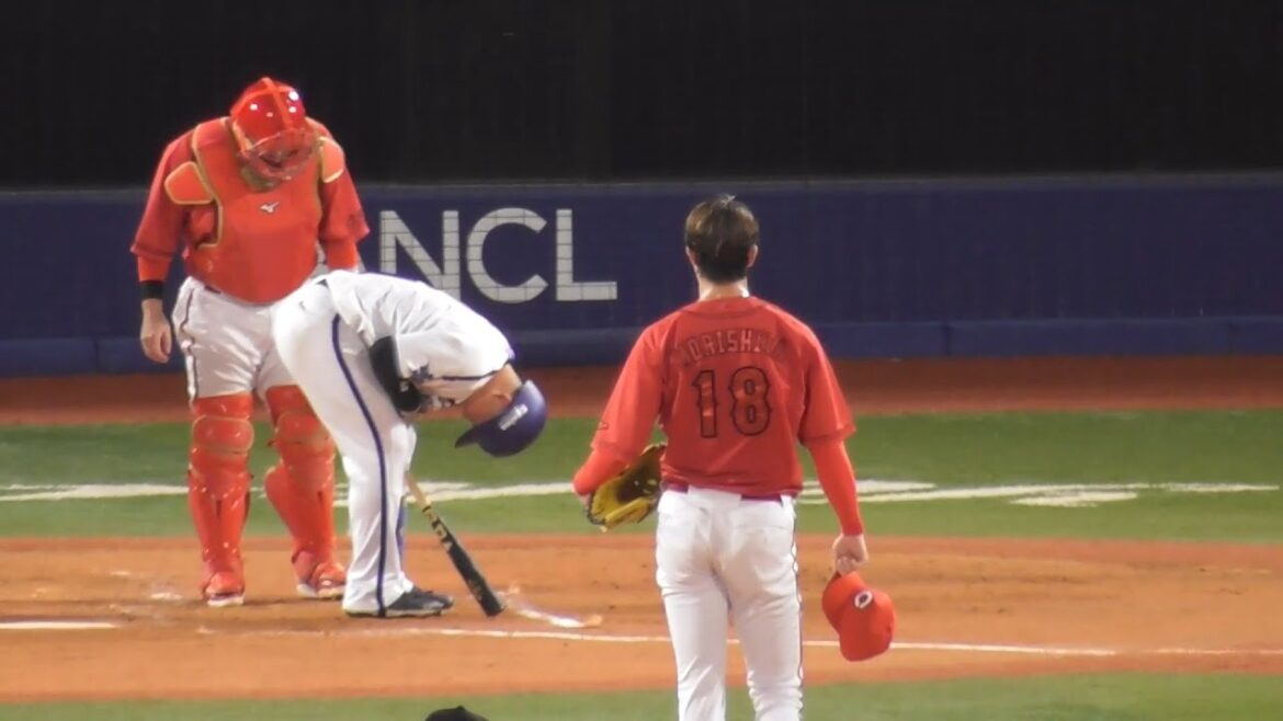 森下が牧秀吾に死球！治療中、森下に最後まで寄り添う菊池涼介に感激！治療後、もう一度牧に頭を下げる森下暢仁(牧選手ごめんなさい、治療中のカープベンチも)！2024年9月3日