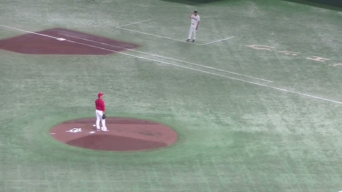 ピンチで登板の塹江敦哉が見事に丸佳浩を抑える【読売ジャイアンツ対 広島東洋カープ  2024年8月22日】