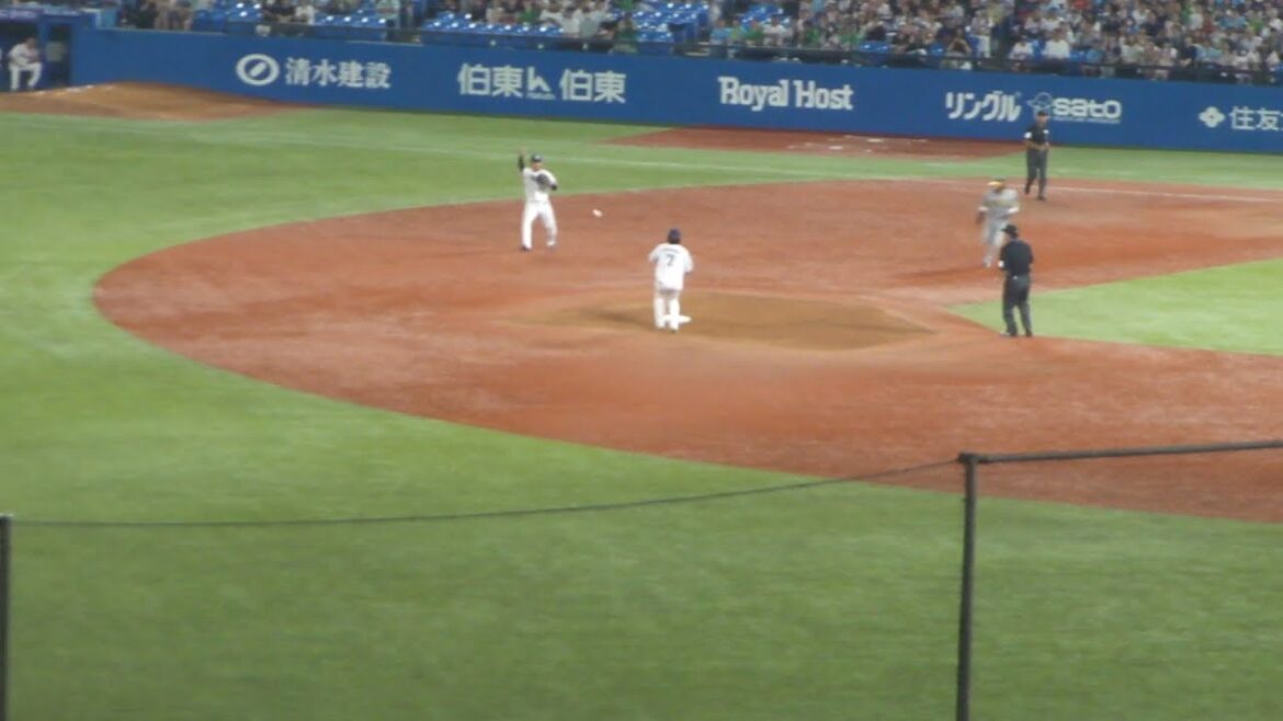 ヤクルト 武岡龍世のキャッチによる、463のダブルプレー　ヤクルト vs 阪神　2024年9月6日(金) 神宮球場