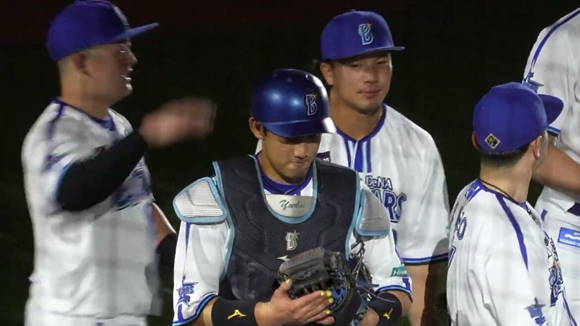 【試合後風景】森唯斗と桑原が小競り合いしてたり、知野が牧に叩かれてたり色々映るけど、最後はやっぱり祐大と東のハグシーン！(2024.9.3/横浜スタジアム）