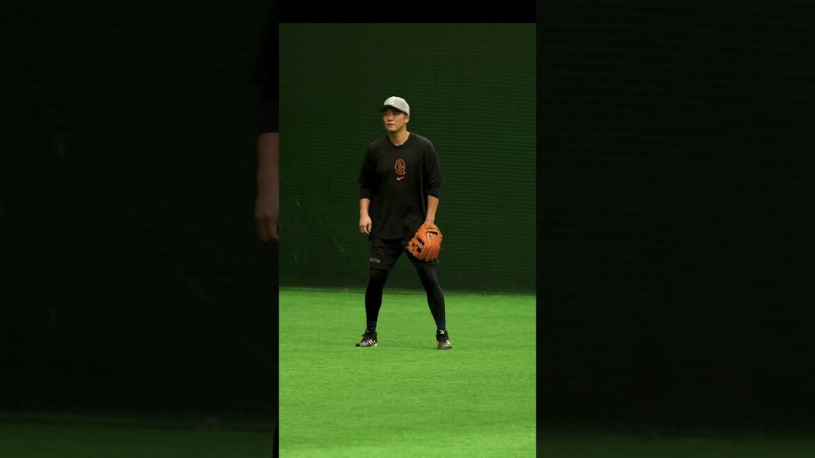 【巨人】坂本勇人選手の守備練習　#shorts #baseball #sports #ジャイアンツ #巨人 #プロ野球