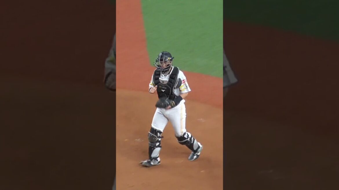 海野 隆司　リリーフピッチャーを出迎える際のルーティーン　#福岡ソフトバンクホークス #shorts