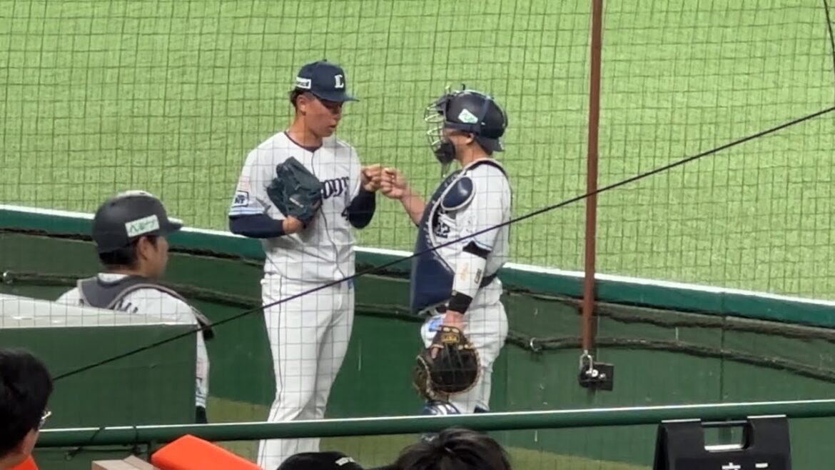 ブルペンからベンチへ ルーキー杉山遙希(18)初先発まであと10分【西武vs楽天】2024/9/12 ブルペンからベンチへ ルーキー杉山遙希(18)初先発まであと10分【西武vs楽天】2024/9/12