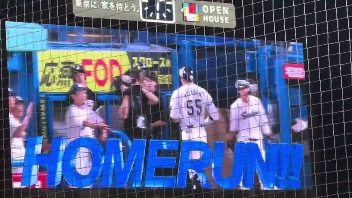 青木宣親の引退会見後に打った！村上宗隆の第26号先制3ランホームラン！