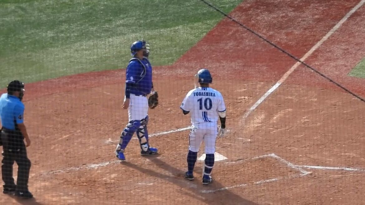 戸柱恭孝選手　 代打のテーマから応援歌