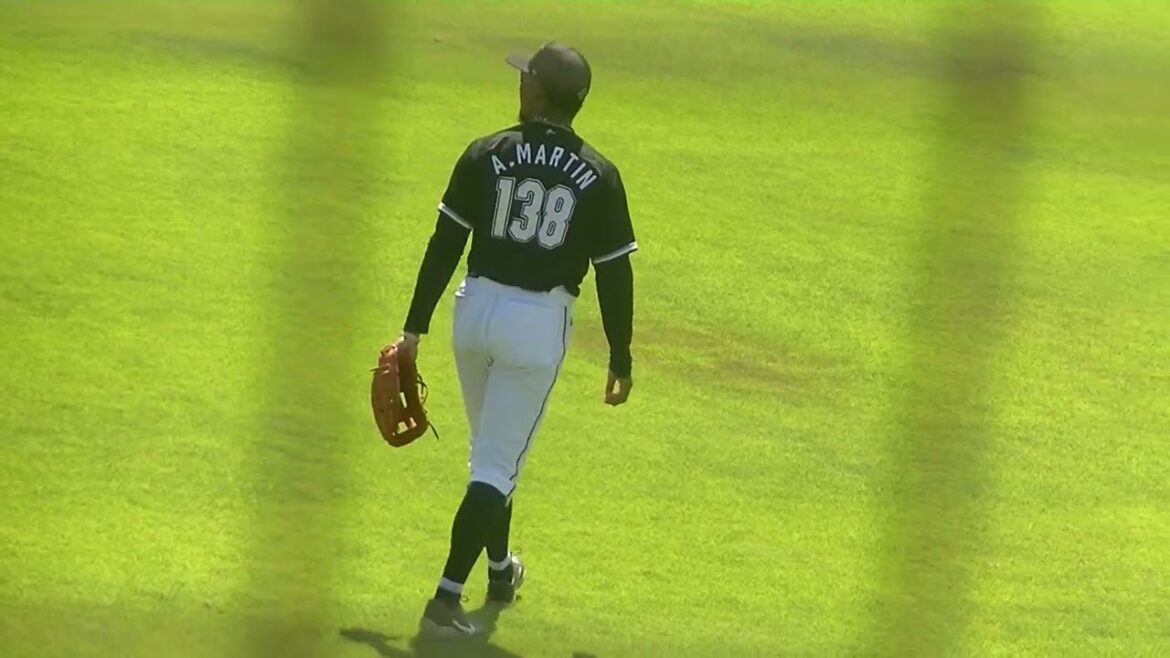 【マリーンズ】センターでノックを受ける平沢大河（2024年9月11日 日本ハムファイターズ 対 千葉ロッテマリーンズ 鎌ヶ谷）