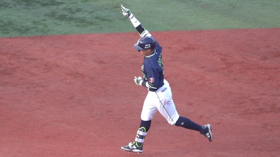 村上宗隆の逆転2ランホームラン 第32号 東京ヤクルトスワローズ 2024/09/23 横浜スタジアム