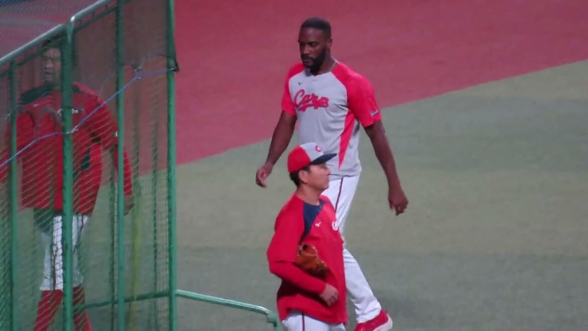 ハーン投手⚾バンテリンドームで練習中 ハーン投手⚾バンテリンドームで練習中