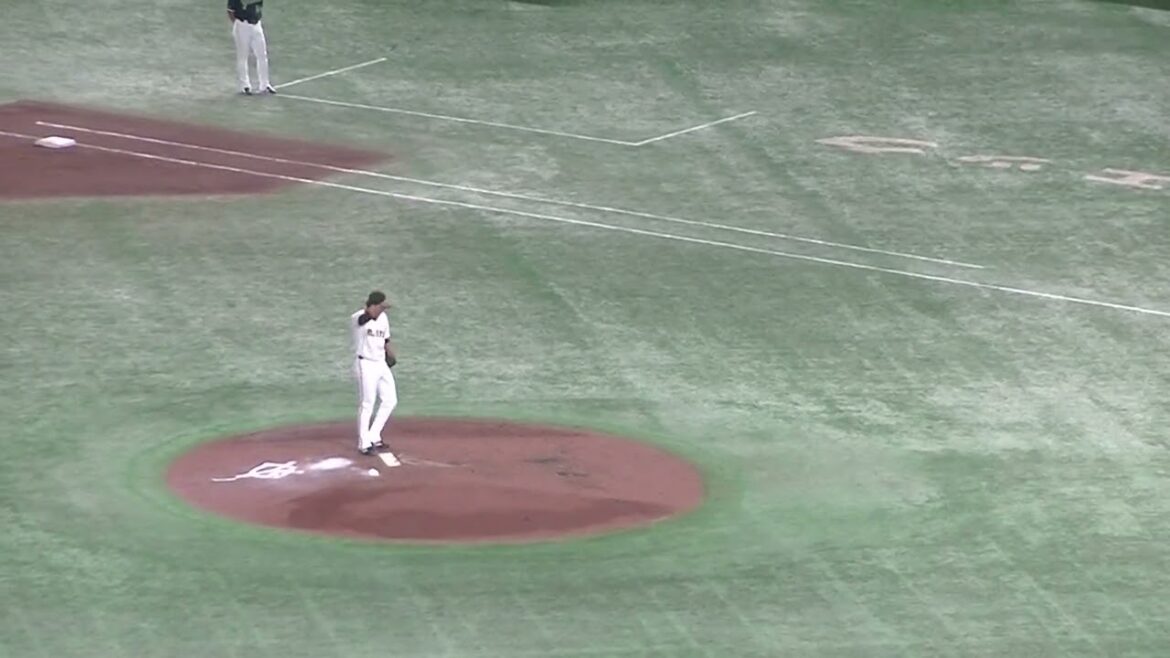 堀田賢慎 長岡秀樹をセカンドゴロに打ち取る（2024年9月14日 読売ジャイアンツ 対 ヤクルトスワローズ）