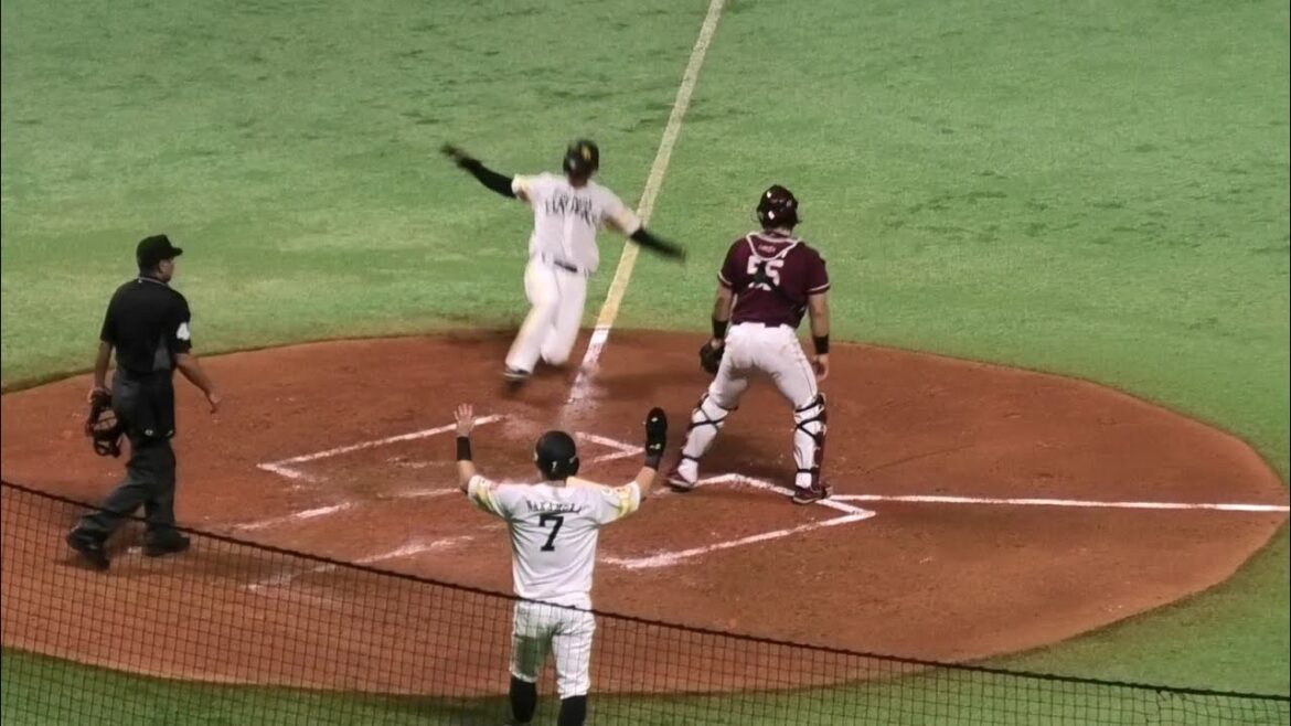 甲斐拓也 マジック1へ２点タイムリー！2024.9.22