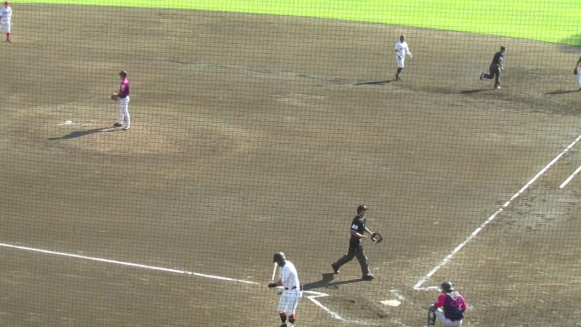 ジャイアンツ菊田拡和を三振に取る茨城アストロプラネッツ佐藤友紀＜NPB独立リーグ交流戦 読売ジャイアンツ 対 BCL選抜 2024年9月12日＞