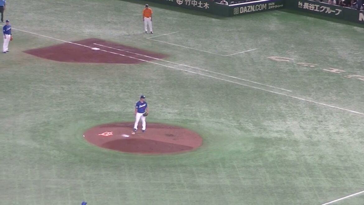 門脇誠をセンターフライに打ち取る福谷浩司（2024年8月23日 読売ジャイアンツ 対 中日ドラゴンズ）