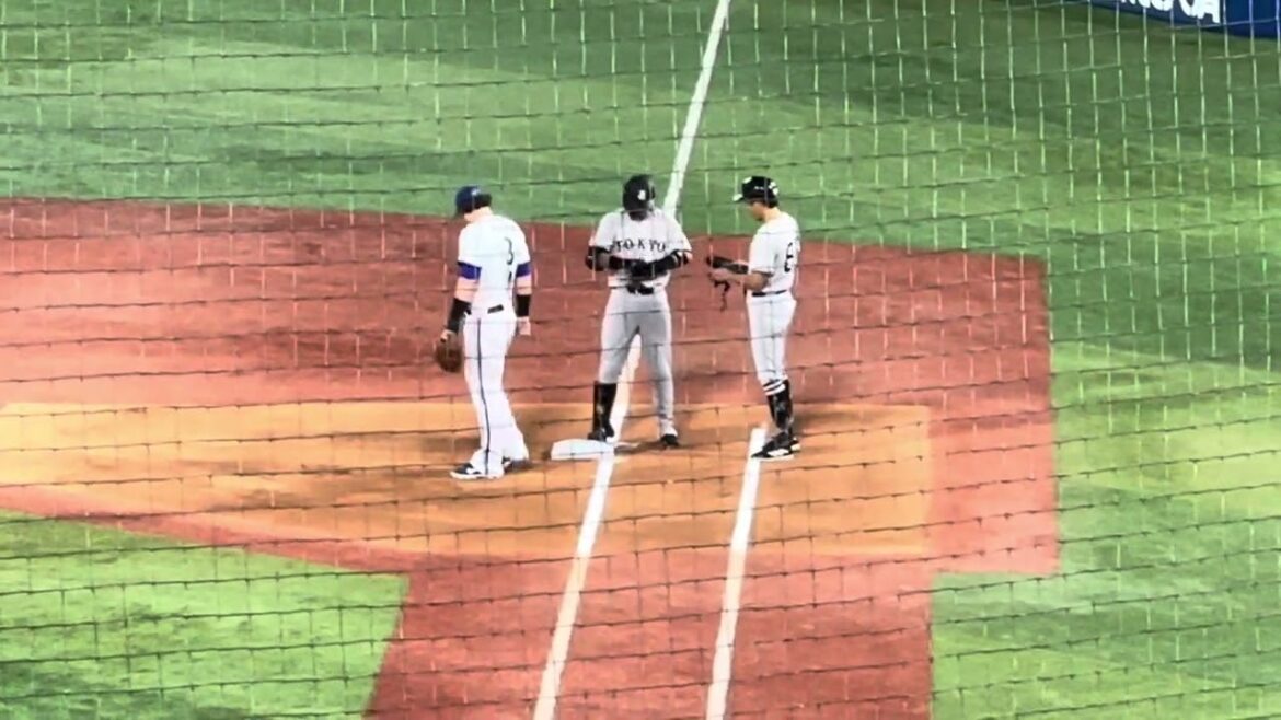 吉川尚輝の先制タイムリーヒット！