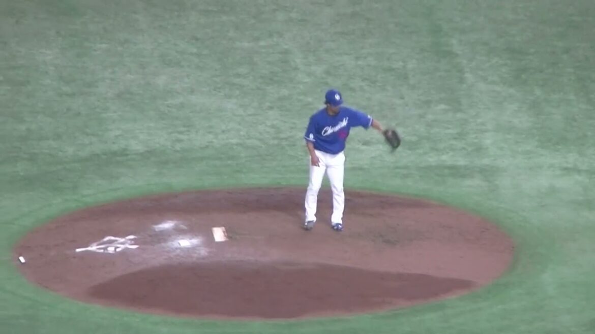 ドラゴンズ祖父江大輔の投球フォーム放つ【読売ジャイアンツ対 中日ドラゴンズ2024年9月16日】