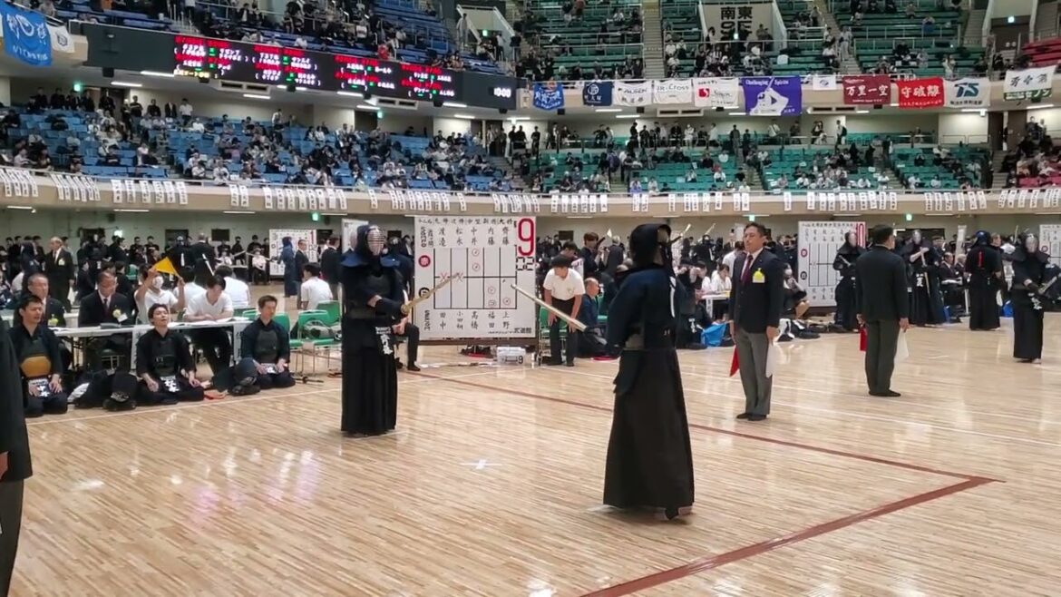 2024年9月16日(月)　第66回全日本実業団剣道大会　一回戦　損保ジャパン VS SECOM 大将戦 齊藤 VS 上野