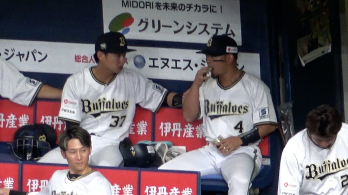 袋ごとガムを口に入れた森を見て「あらやだ、このひと丸ごと食べちゃったわ!!」みたいな反応を見せる石川亮