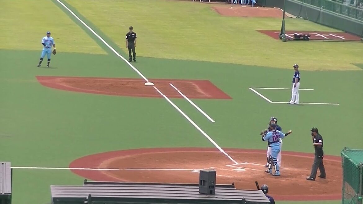 ピンチで金子功児を打ち取る奥川恭伸＜2軍・ヤクルトスワローズ対 西武ライオンズ  2024年5月26日＞