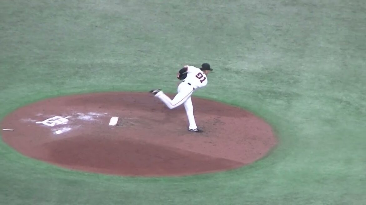 堀田賢慎のピッチングフォーム（ 読売ジャイアンツ対 横浜DeNAベイスターズ2024年4月6日）