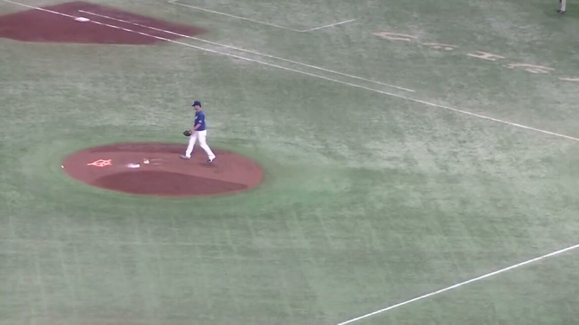 岸田行倫をセンターフライに打ち取る福谷浩司（2024年8月23日 読売ジャイアンツ 対 中日ドラゴンズ）