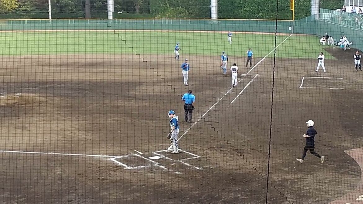 北海道日本ハムファイターズ 北浦竜次投手（白鴎大学足利高等学校）三者凡退の投球