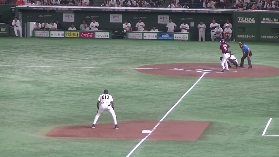 入江大樹、吉野創士を内野ゴロに打ち取る田中千晴【読売ジャイアンツ対 楽天ゴールデンイーグルス2024年9月22日】