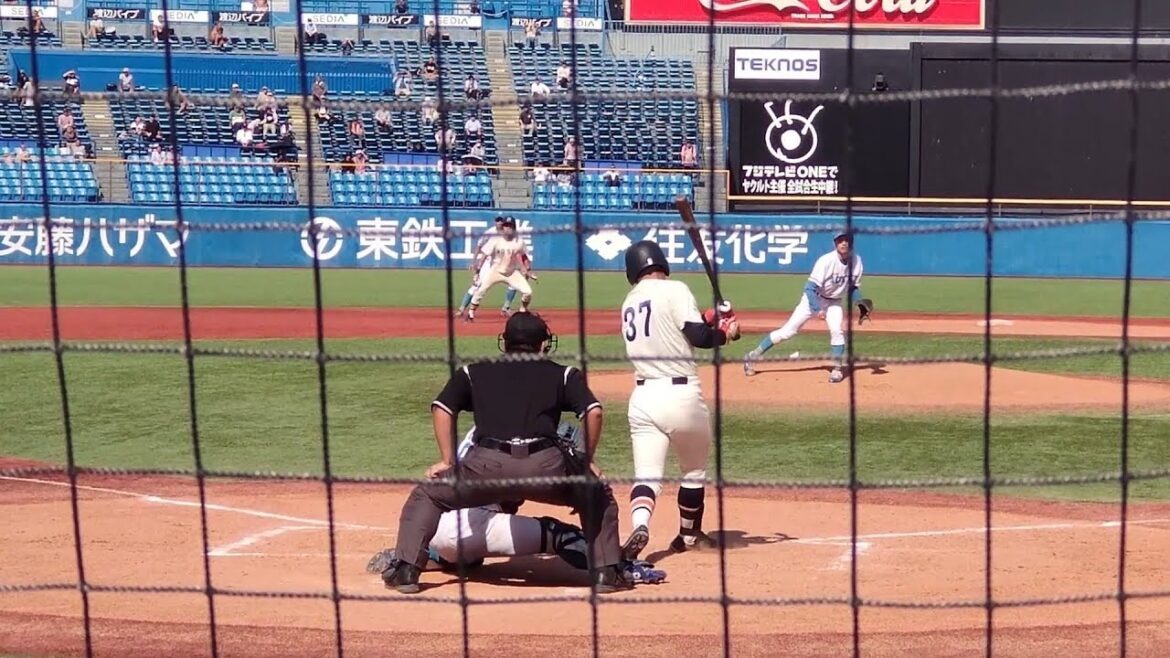 東京大学・渡辺向輝 8回の満塁機を切り抜ける 2024 10 13 (海城)