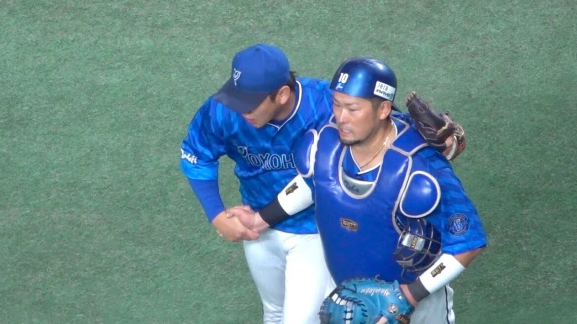 【大音量ヤスアキコールが鳴り止まぬ】回またぎで抑える！ガッツポーズからの戸柱とガッチリ握手！ナイスピッチング！CS 東京ドーム 2024/10/18 横浜DeNAベイスターズ