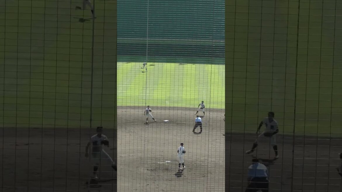 弘前学院聖愛　成田翔音(弘前聖愛リトルシニア)　盗塁阻止　2024.10.12