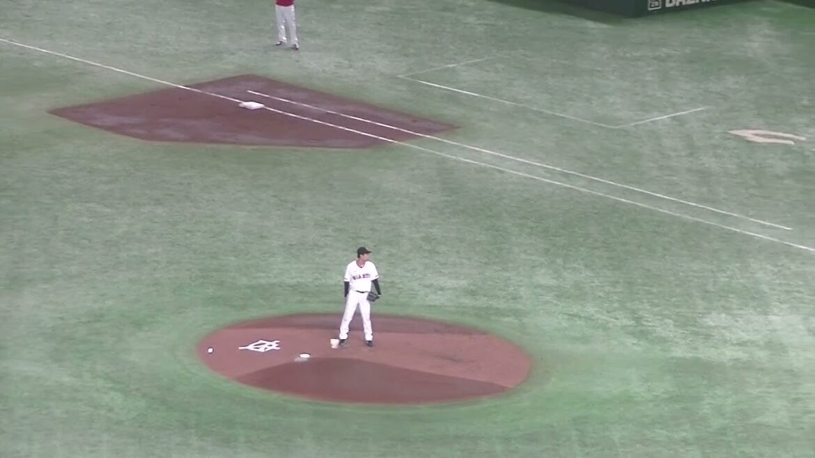 アドゥワ誠を空振り三振にとる山﨑伊織【読売ジャイアンツ対 広島東洋カープ  2024年8月6日】